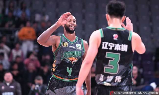 浙江俱乐部绿城对大连英博海发