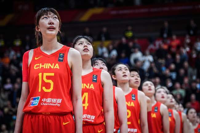 王牌对阵神秘人