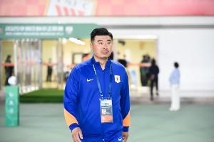 媒体人士透露:韩鹏昨日提出辞职,今晨获批准,泰山队已启动外籍教练选聘程序