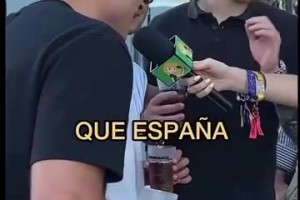 夺得世界杯还是解决经济问题？两代西班牙人的答案~