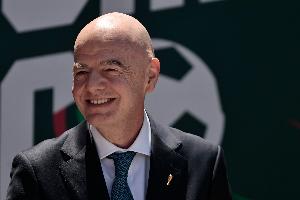 全网热议！因凡蒂诺承诺助力墨西哥，球迷沸腾：这是足球的胜利！